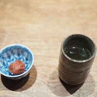 丹 - 最初に梅干しと出汁