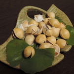 手繰りや 玄治 - 塩煎り銀杏