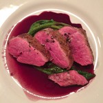 スガハラ - 仏産 鴨のロースト 赤ワインソース（アップ）