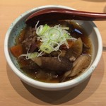 三代目 まる天 - 牛すじと牛タンの煮込み