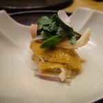 青草窠 - 北海道の生ウニとホッキ貝、生ウド、甘酢がけ