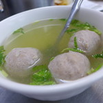 榮記客家湯圓 - 貢丸湯(TWD40)