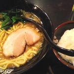 横浜家系ラーメン 駒大商店 - 