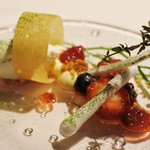 コシモ・プリュス - デザートのバラと苺