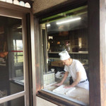 手打ちうどん　よこい - いぶし銀の大将