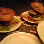 キープ ザ キー バイ ザ ホウ - 