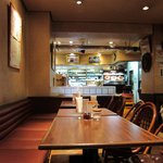 Jibaisenkohiasuteka - ジャズが流れるレトロな店内