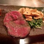 シャカ - まずは、薄切りステーキだけ