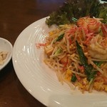 ファームラック - パッ・タイ・クン(980円)