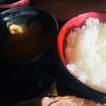 Washokudokoro Shouchikutei - カキフライとぶり刺身定食 1,000円