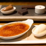 TABLE O TROIS - チョコレートのアソート&アールグレイとカルダモンのクレームブリュレ