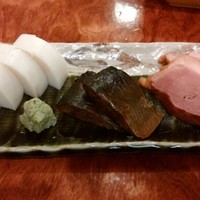 日本橋　本陣房 - おつまみ盛り合わせ