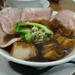 厚切り角煮しょうゆ チャーシュー×2 メンマ