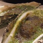 ビストロ　ピラミッド - 牡蠣のガーリックバター焼き