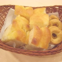 エリオ・ロカンダ・イタリアーナ - フォカッチャ、タラーリ