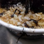 らーめん 潤 - スープはこんな感じ。背脂効いてます。