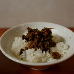 前橋とんこつ 味楽留 - 半ライスに辛子高菜