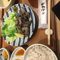 赤坂うまや 新宿 - ボリューム満点
