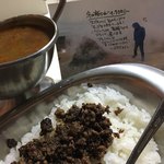 かれーの店 うどん  - 季節冬（牡蠣+スパイシー挽肉topp.）