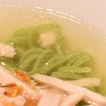 Shanhai Chan - 蒸し鶏の翡翠麺