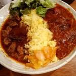 SPICY CURRY 魯珈 - 二種のカレー（限定カレー 骨付きマトンカラヒ＋ラムカレー（ビンダル風））850円