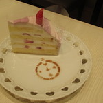 お菓子の国のアリスカフェ - チェシャ猫ショートケーキ