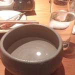 Hakata Motsunabe Yamaya - 焼酎お湯割りはこんな湯のみで出てきます(笑)