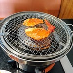 大昌園 - 肉焼いてます。
