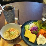 カフェ ファイミール - アイスコーヒーは、ジョッキにいっぱい