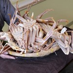 いけ活かに 竹林 - 目の前で活け蟹を捌いてくれます