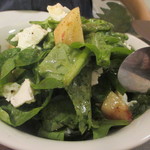 アッツケ ピッツァ - 桃とリコッタチーズのサラダ（750円）