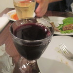 アッツケ ピッツァ - ヴィニコラ　ジート　チロ・ロッソ・クラスコ