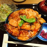 神楽坂　料理　やま本 - 特製豚丼1200円