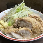 ラーメン二郎 - 小ぶた (豚５枚) 790円 (無料トッピング : 野菜・ニンニク)
