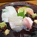 紋や - 真いか、甘エビ、ひらめ、すじがつお