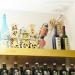 紋や - 店内のおめでたい飾り