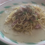 シャイ・ナ・ボーイ - ベーコンとアサリのクリームスープスパゲッティー