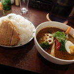 スープカレー専門店 すずな - チキンと野菜