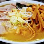 中華そば べんてん - 塩ラーメン中盛＋チャーシューメンマ②