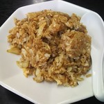 亀や - 一人前は ありますよ♪ これで半チャーハンです♪(σ≧▽≦)σ