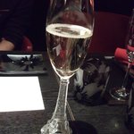 ニューヨークバー・シャンパンダイニング - CHAMPAGNE