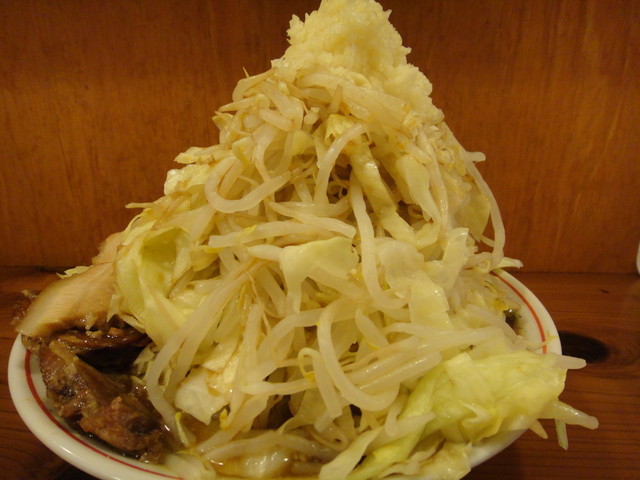 閉店】自家製太麺 ドカ盛 マッチョ 道頓堀店 - 日本橋/ラーメン | 食べログ