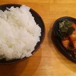 横浜家系ラーメン ぶっちぎり家 - ライス＆海苔＋煮干キムチ(サービス)