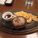 ステーキハンバーグ＆サラダバーけん - チーズインハンバーグ