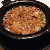 CINA New Modern Chinese - ホルモンの中国酒煮込み