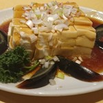 華都飯店 - ピータンと豆腐の冷菜
