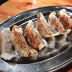 羊肉酒場 悟大 - 羊肉餃子（594円）