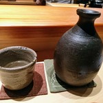Sushi Shin - 熱燗は山形県の羽前白梅