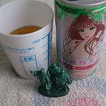 リカープラザ藤井 - お嬢様聖水と白いコップ
