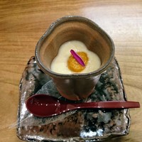 佳肴岡もと - 安土信長葱のすり流し、裏ごしした蒸しウニ